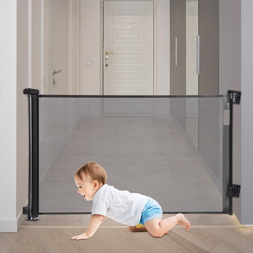 Retractable safety gate for - safety,